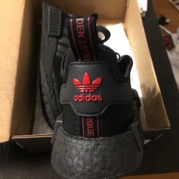 Adidas red and black// best offer - Picture 1 of 4